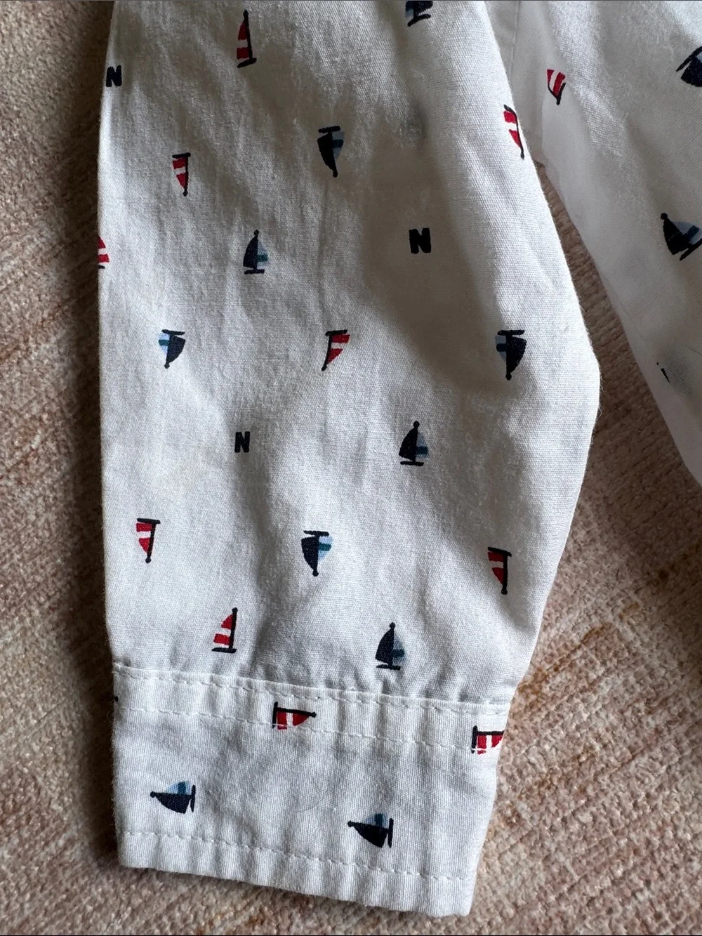 Nautica White Button Down Long Sleeve Shirt with Sailboat Design Size 12M Boys